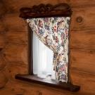 Фото шторка на небольшое окно номера в стиле русской сказки на Горном Алтае