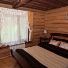 Фото текстильное оформление номера базы отдыха на Горном Алтае