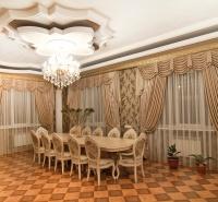 Классические шторы в гостиную/столовую
