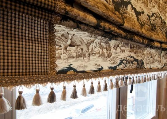 Римские шторы в деревянный дом фото