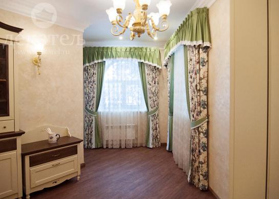 Фото шторы для кухни загородного дома в стиле прованс 2018